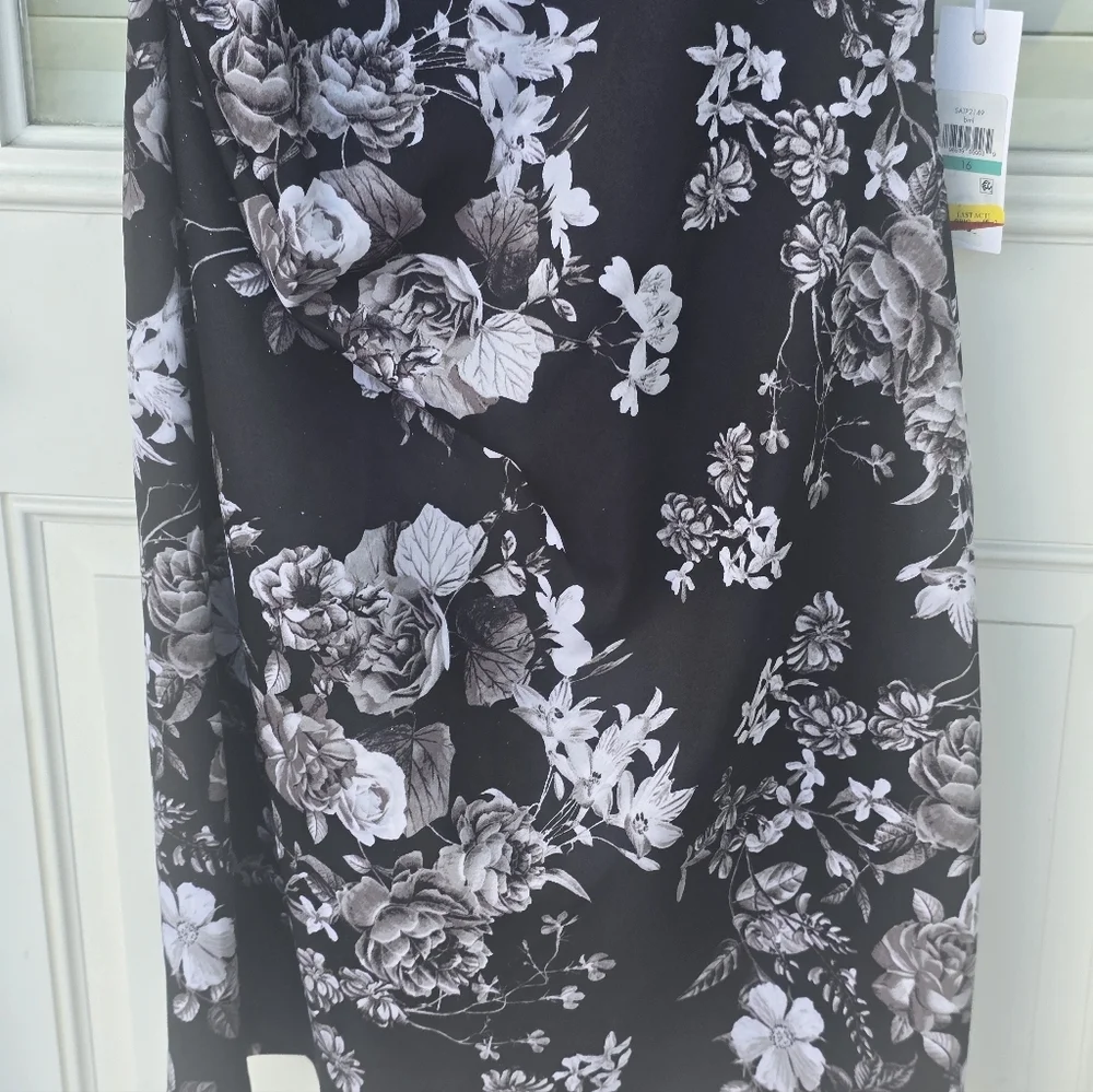$116 Siena Women Printed Sleeveless Scuba Bodycon Dress Sz 16 Cocktail Party NWT - Picture 7 of 15